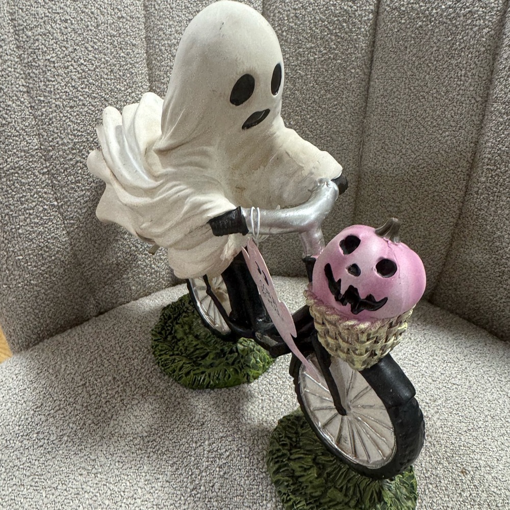 Viral ghost on a bike